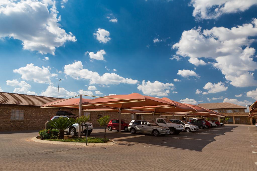 Rudman Townhouses - Family Apartment Boksburg Exterior photo